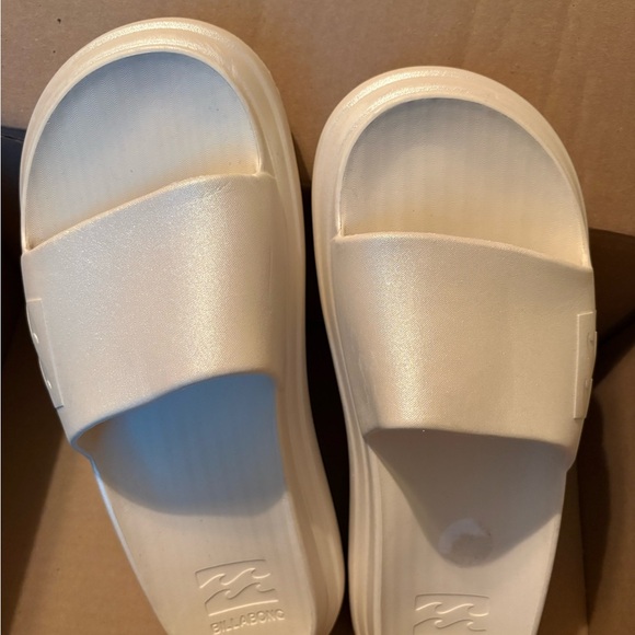 Billabong Shoes - Billabong Women's 11 Cream Slide Sandals